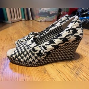 Toms classic Espadrille Wedge Sandal